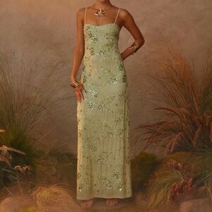 Elegant Green Sequin Maxi Dress